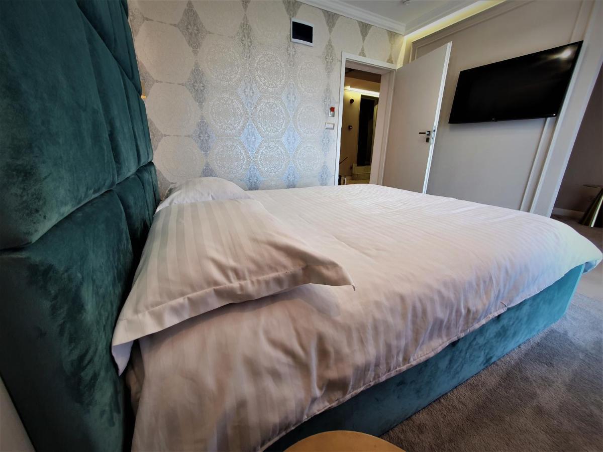Casa Campeanu Hotel Glod  ภายนอก รูปภาพ